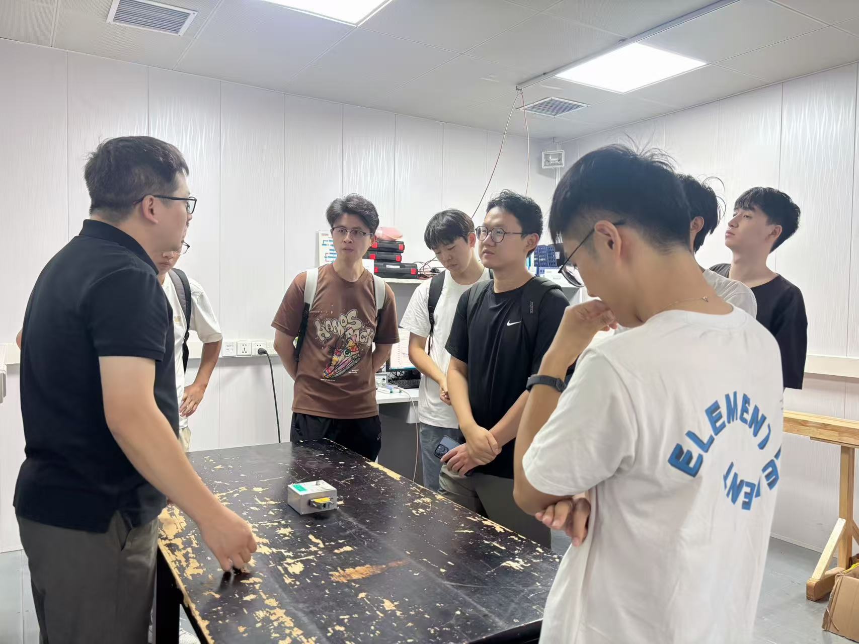 微信图片_20251014145900_795_124.jpg